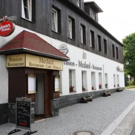 Medard *