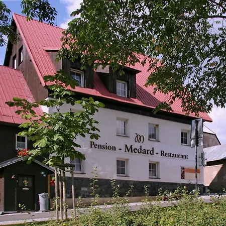 Medard ゲストハウス